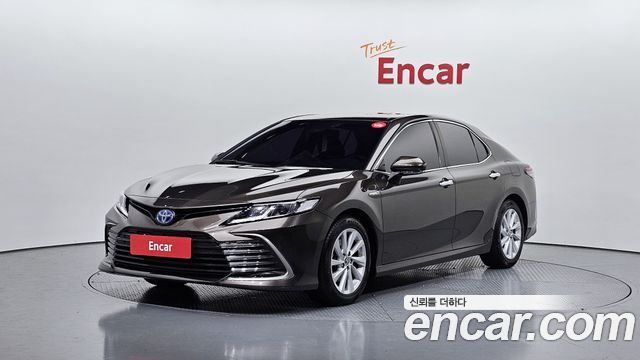 Toyota Camry 2.5 LE Hybrid — пробег 85 030 км — фото 1 из 5