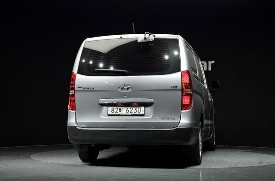 Hyundai Starex Van 3-Seater Style — пробег 76 541 км — фото 4 из 5