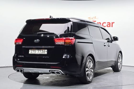 Kia Carnival 9-seater Prestige — пробег 102 301 км — фото 2 из 5