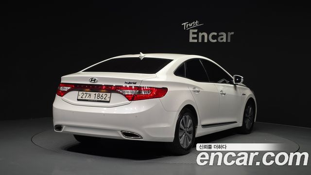 Hyundai Grandeur Premium — пробег 160 989 км — фото 2 из 5