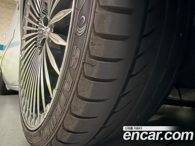 Cadillac DTS из Кореи Encar