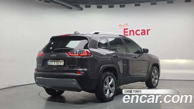 Jeep Cherokee 2.4 Limited AWD — пробег 75 812 км — фото 2 из 5