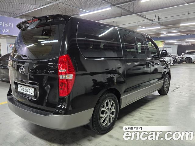 Hyundai Starex 11-Seater Wagon Modern Special — пробег 61 856 км — фото 4 из 5