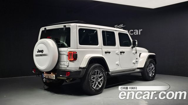 Jeep Wrangler 2.0 Overland Power Top 4Door 4xe — пробег 27 028 км — фото 2 из 5