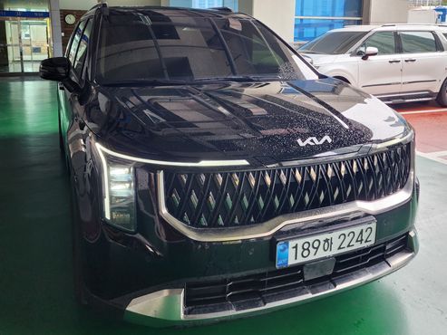 Kia Carnival Diesel 9-Seater Noblesse — пробег 40 000 км — фото 3 из 5