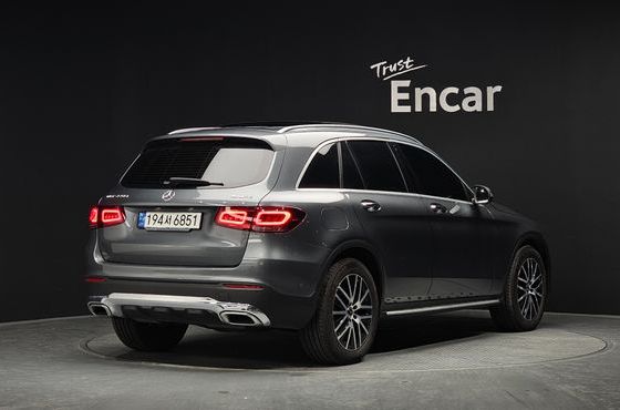Mercedes-Benz GLC-Class GLC220 d 4MATIC — пробег 30 874 км — фото 2 из 5
