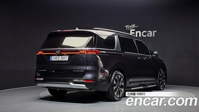 Kia Carnival 7-Seater Signature — пробег 97 107 км — фото 2 из 5