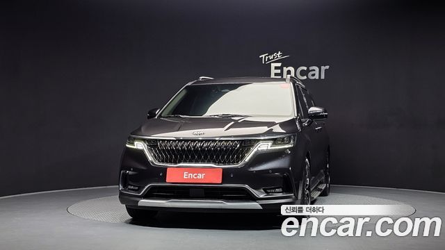 Kia Carnival 7-Seater Signature — пробег 97 107 км — фото 3 из 5