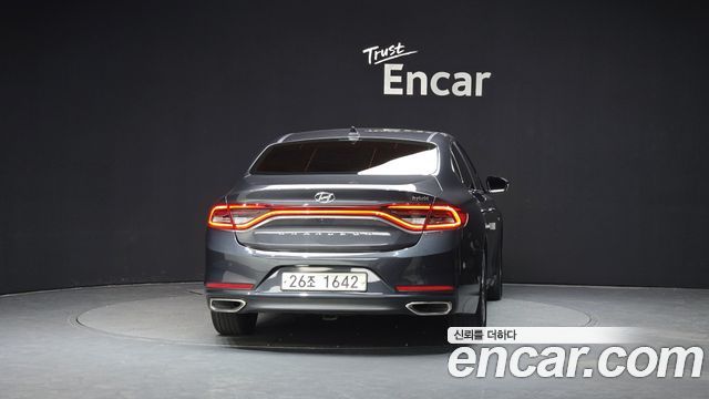 Hyundai Grandeur Premium — пробег 161 504 км — фото 4 из 5