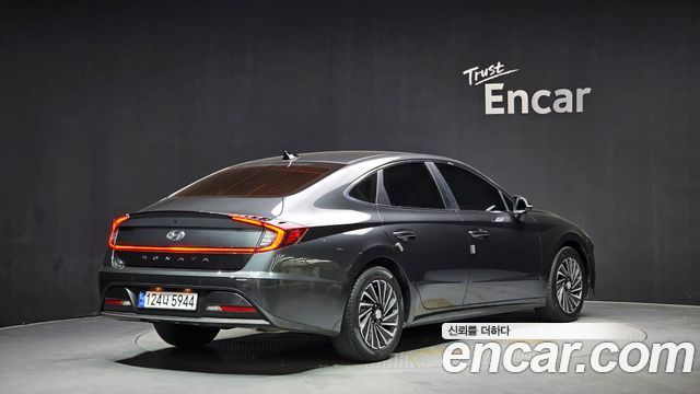 Hyundai Sonata Premium Plus — пробег 84 125 км — фото 2 из 5