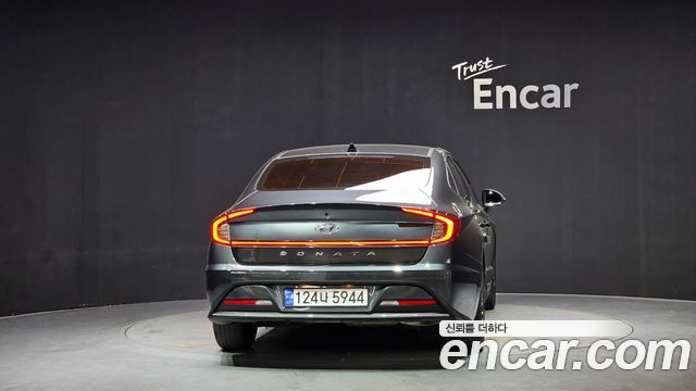 Hyundai Sonata Premium Plus — пробег 84 125 км — фото 4 из 5