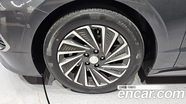 Hyundai Sonata Premium Plus — пробег 84 125 км — фото 5 из 5