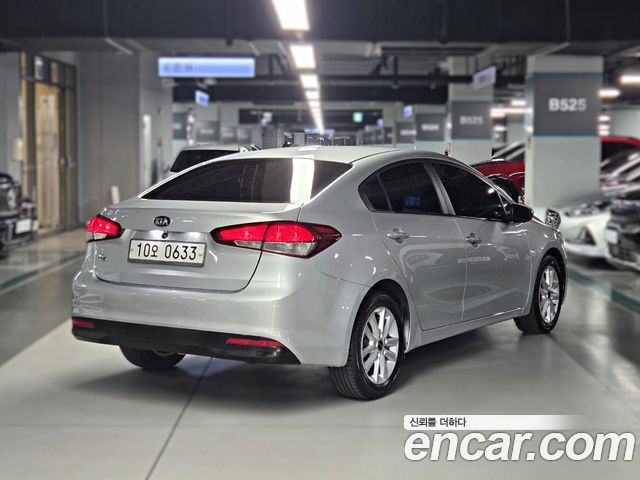Kia K3 из Кореи Encar