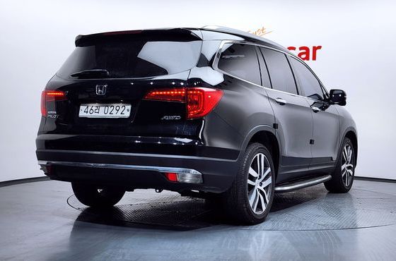 Honda Pilot 3.5 — пробег 208 260 км — фото 2 из 5