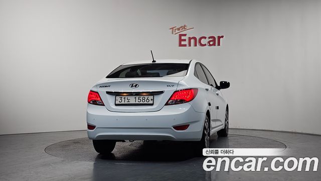 Hyundai Accent 1.4 VVT Premium — пробег 106 187 км — фото 4 из 5