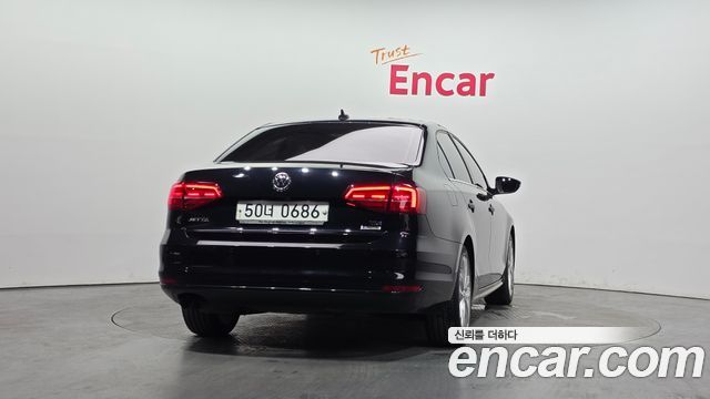 Volkswagen Jetta из Кореи Encar