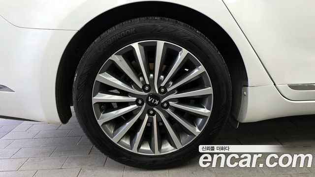 Kia K7 из Кореи Encar