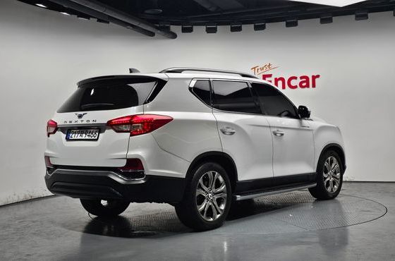Ssangyong Rexton Diesel 2.2 4WD Heritage — пробег 80 533 км — фото 2 из 5