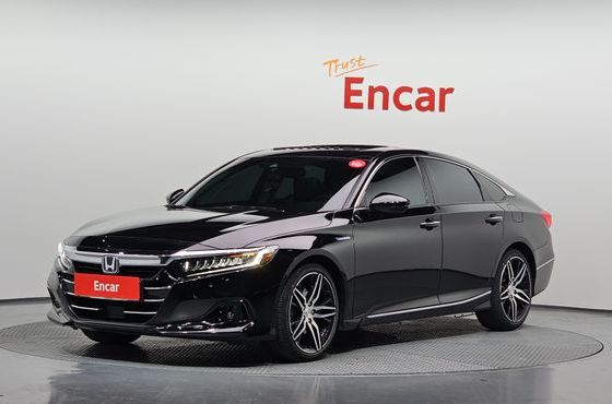 Honda Accord 2.0 Hybrid Touring — пробег 39 208 км — фото 1 из 5