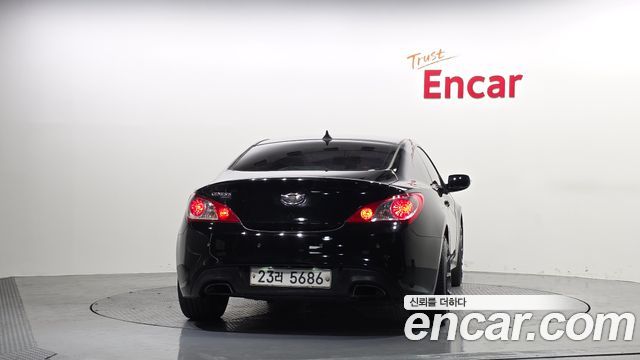 Hyundai Genesis из Кореи Encar