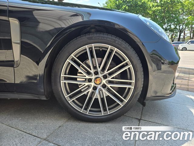 Porsche Panamera 2.9 AWD Platinum Edition — пробег 39 900 км — фото 5 из 5