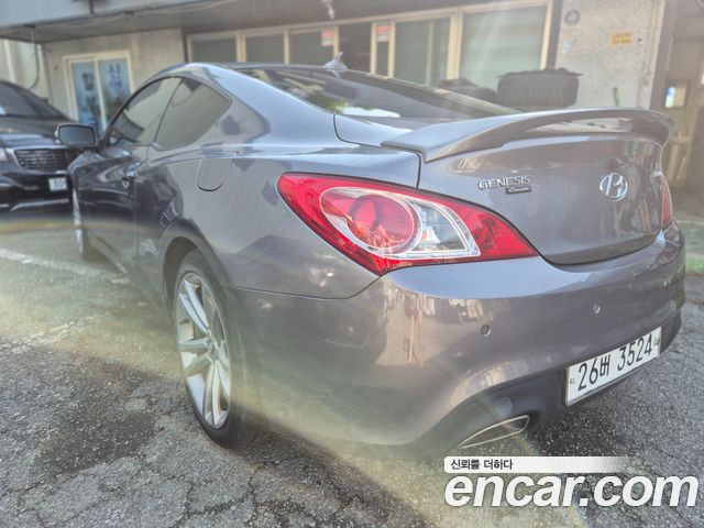 Hyundai Genesis из Кореи Encar