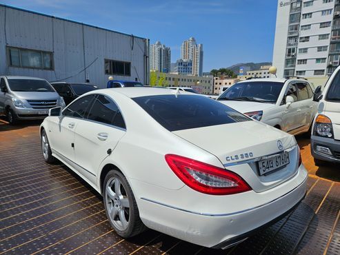 Mercedes-Benz CLS-Class CLS350 BlueEFFICIENCY — пробег 131 597 км — фото 4 из 5