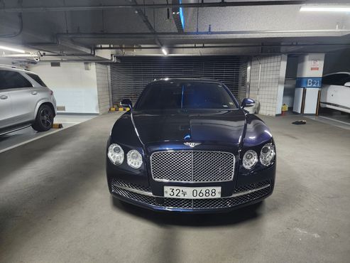 Bentley Flying Spur 6.0 — пробег 77 000 км — фото 3 из 5