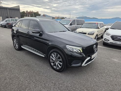 Mercedes-Benz GLC-Class GLC350e 4MATIC Premium — пробег 112 000 км — фото 2 из 5