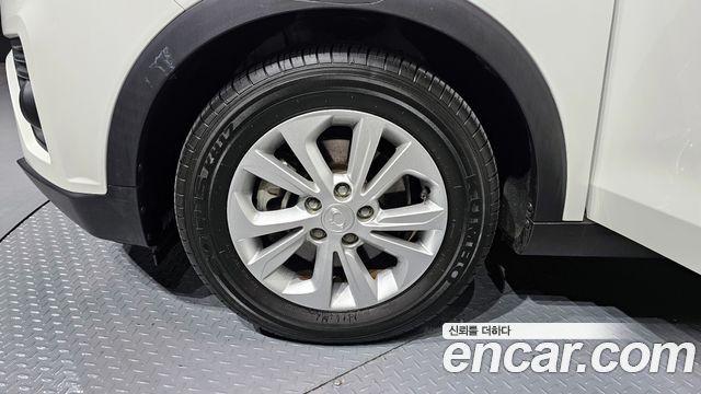 Ssangyong TIBOLI из Кореи Encar