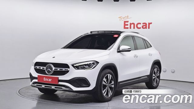 Mercedes-Benz GLA-Class GLA220 — пробег 90 594 км — фото 1 из 5