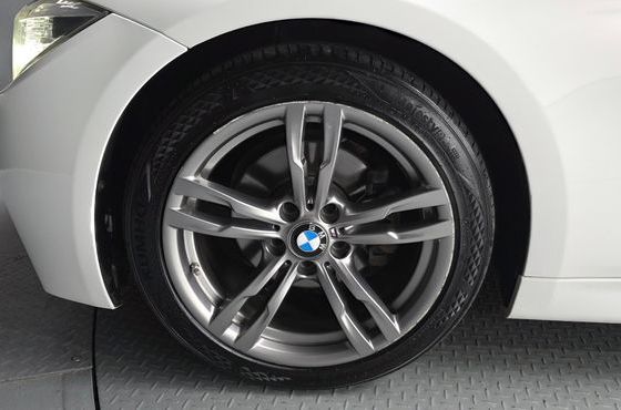 BMW 3-Series 320i M Sport — пробег 99 806 км — фото 5 из 5