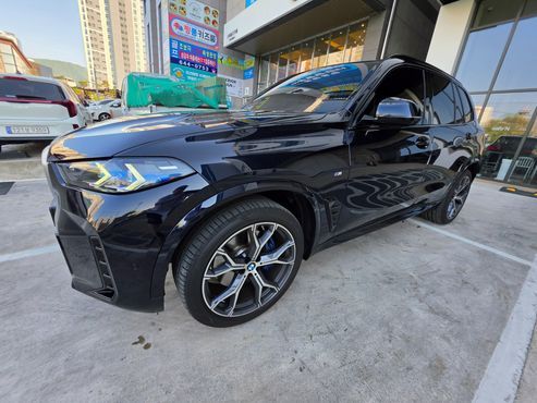 BMW X5 xDrive 40i M Sport — пробег 5 000 км — фото 1 из 5