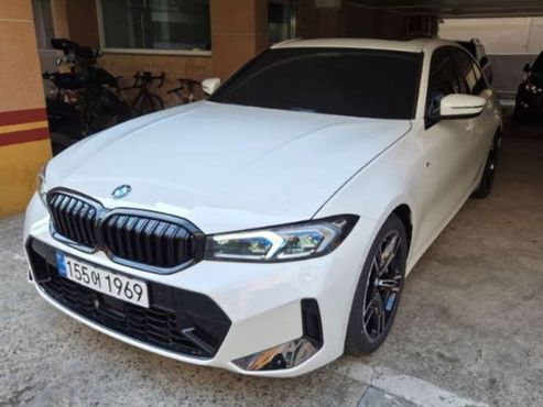 BMW 3-Series 320i M Sport — пробег 900 км — фото 1 из 5