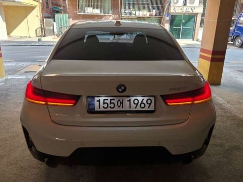 BMW 3-Series 320i M Sport — пробег 900 км — фото 4 из 5