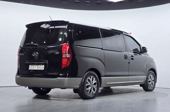 Hyundai Starex Urban 9-Seater Premium Spicial — пробег 77 791 км — фото 2 из 5