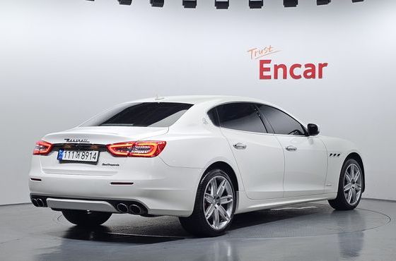 Maserati Quattroporte 3.0 V6 Granlusso — пробег 32 762 км — фото 2 из 5