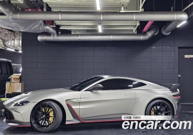 Astonmartin Vantage из Кореи Encar