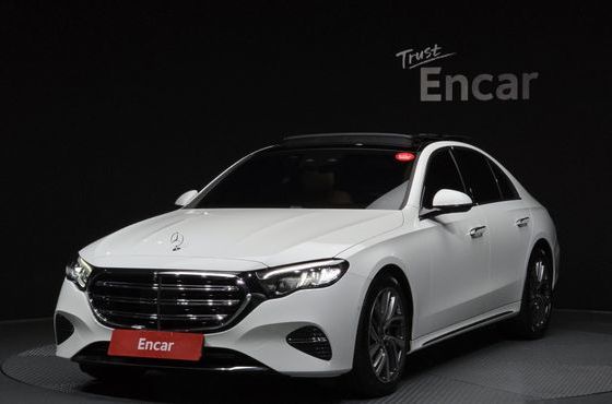 Mercedes-Benz E-Class E220d 4MATIC Exclusive — пробег 14 155 км — фото 1 из 5