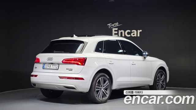 Audi Q5 50 TDI Quattro Premium — пробег 70 081 км — фото 2 из 5