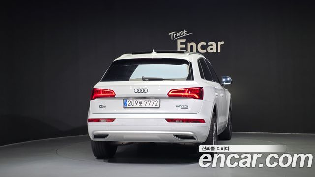 Audi Q5 50 TDI Quattro Premium — пробег 70 081 км — фото 4 из 5