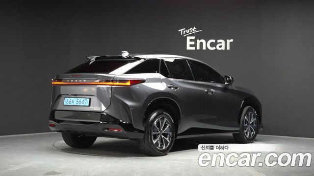 Lexus RZ из Кореи Encar