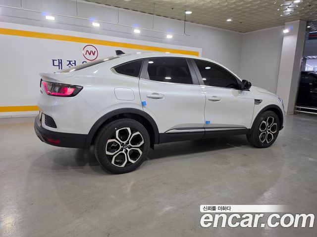 Renault (Samsung) Arkana 1.6 GTe Iconic — пробег 19 км — фото 3 из 5