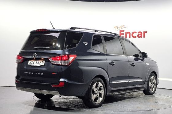 Ssangyong KORANDO 4WD TX 9-seater — пробег 177 487 км — фото 2 из 5
