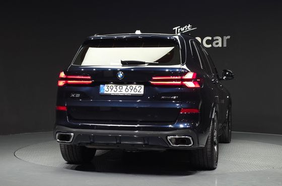 BMW X5 xDrive 40i M Sport — пробег 6 192 км — фото 4 из 5