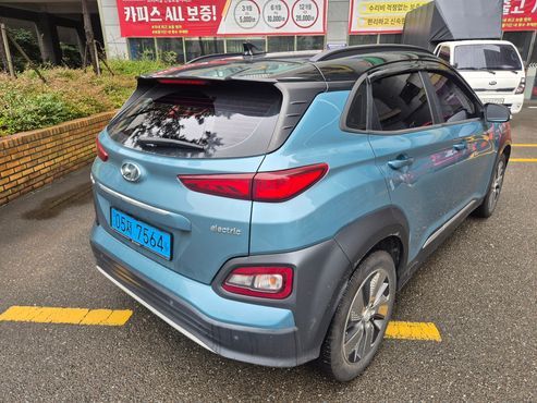 Hyundai Kona Premium — пробег 262 800 км — фото 4 из 5