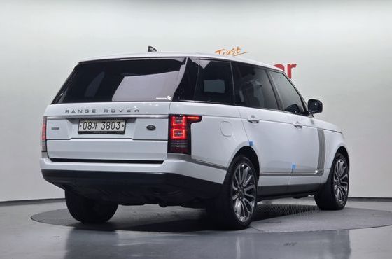 Land Rover Range Rover 4.4 SDV8 AB LWB DIESEL — пробег 86 480 км — фото 2 из 5