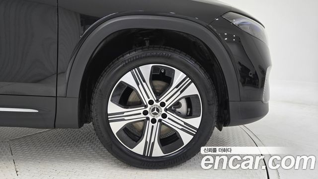 Mercedes-Benz EQB из Кореи Encar