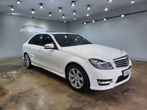 Mercedes-Benz C-Class C200 CGI — пробег 92 858 км — фото 3 из 5
