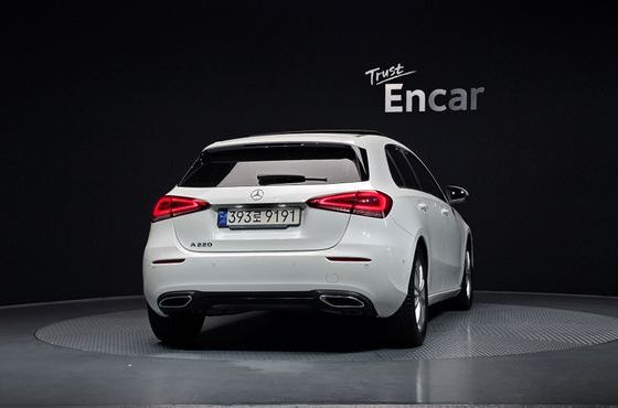 Mercedes-Benz A-Class A220 Hatchback — пробег 53 292 км — фото 4 из 5